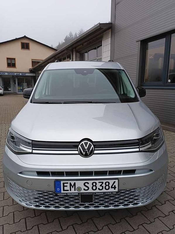 Gebraucht VW Caddy Life 116 PS (85 kW) 2024 Reflexsilber metallic Van / Kleinbus
