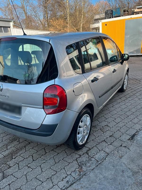 Gebraucht Renault Modus 100 PS (73 kW) 2008 Silber Van / Kleinbus