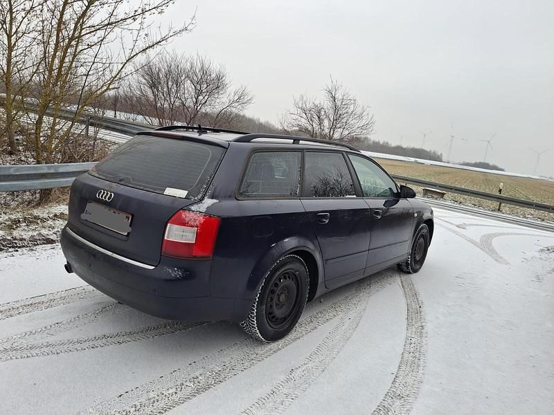 Gebraucht Audi A4 116 PS (85 kW) 2004 Blau Kombi