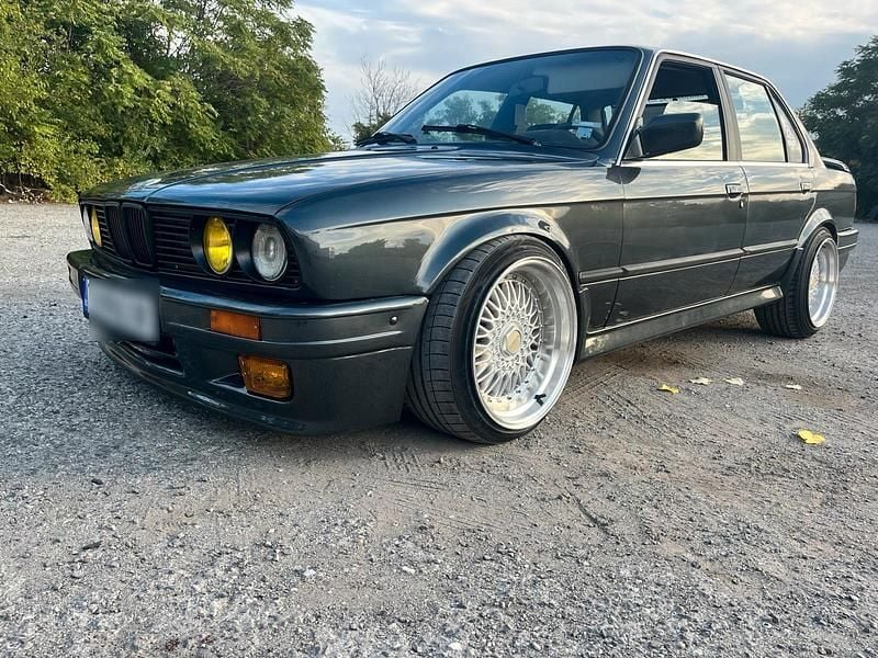 Gebraucht BMW 316 143 PS (105 kW) 1989 Grau Limousine