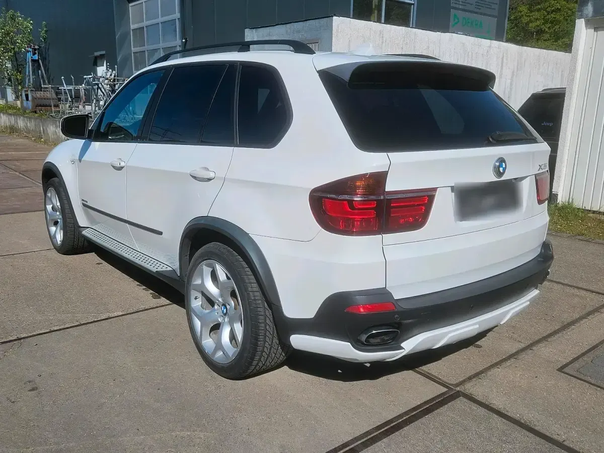 Gebraucht BMW X5 355 PS (261 kW) 2009 Weiß SUV