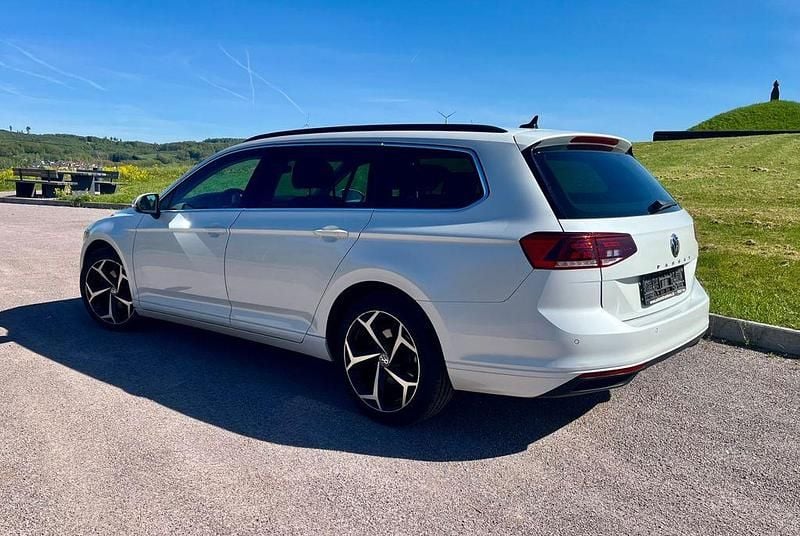 Gebraucht VW Passat Elegance 190 PS (139 kW) 2020 Weiß Kombi