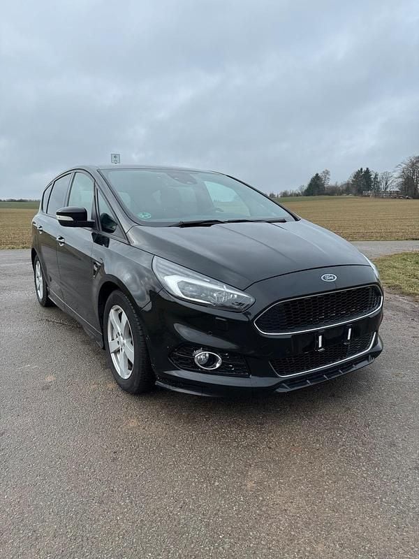 Gebraucht Ford S-MAX ST-Line 241 PS (177 kW) 2018 Schwarz Van / Kleinbus