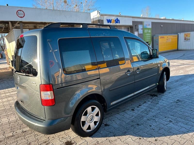 Usata VW Caddy 109 CV (80 kW) 2008 Grigio Monovolume
