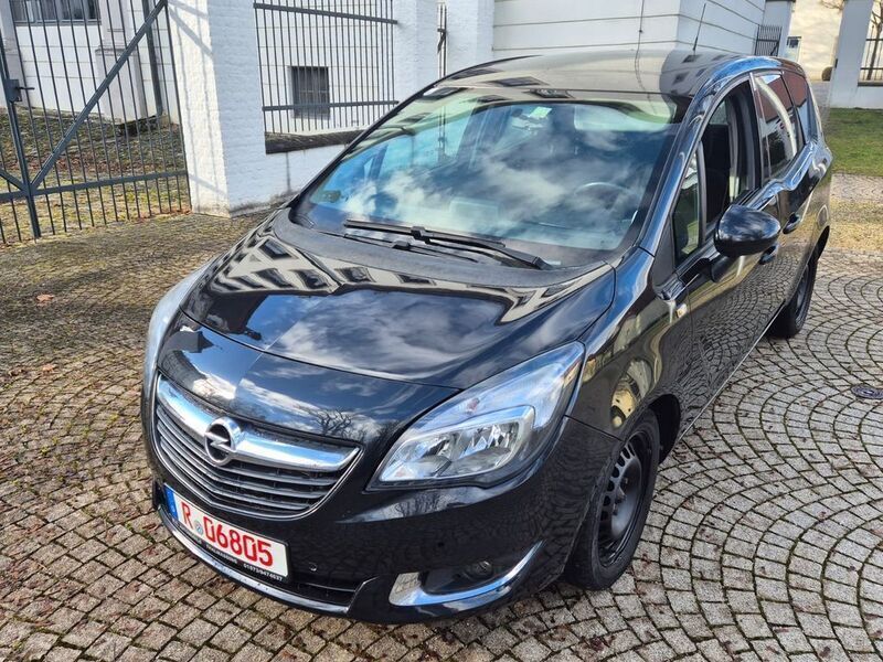 Schwarz Gebraucht 2016 Opel Meriva Style Van / Kleinbus | 8.450 € (Fairer Preis) - Bild 1/4