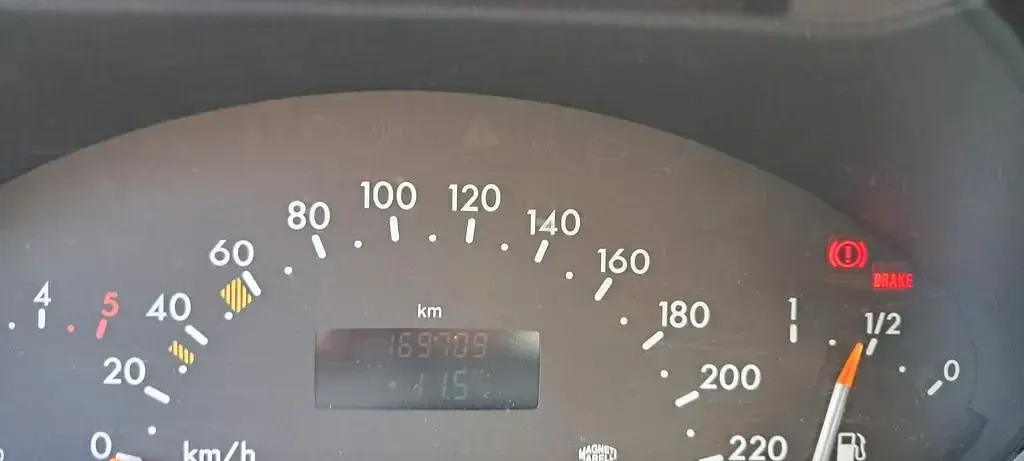 Gebraucht Mercedes A170 Classic 95 PS (69 kW) 2004 Beige Limousine