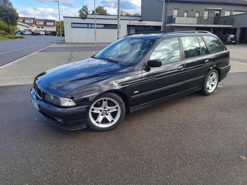 Gebraucht BMW 523 Performance 170 PS (125 kW) 1999 Schwarz Kombi