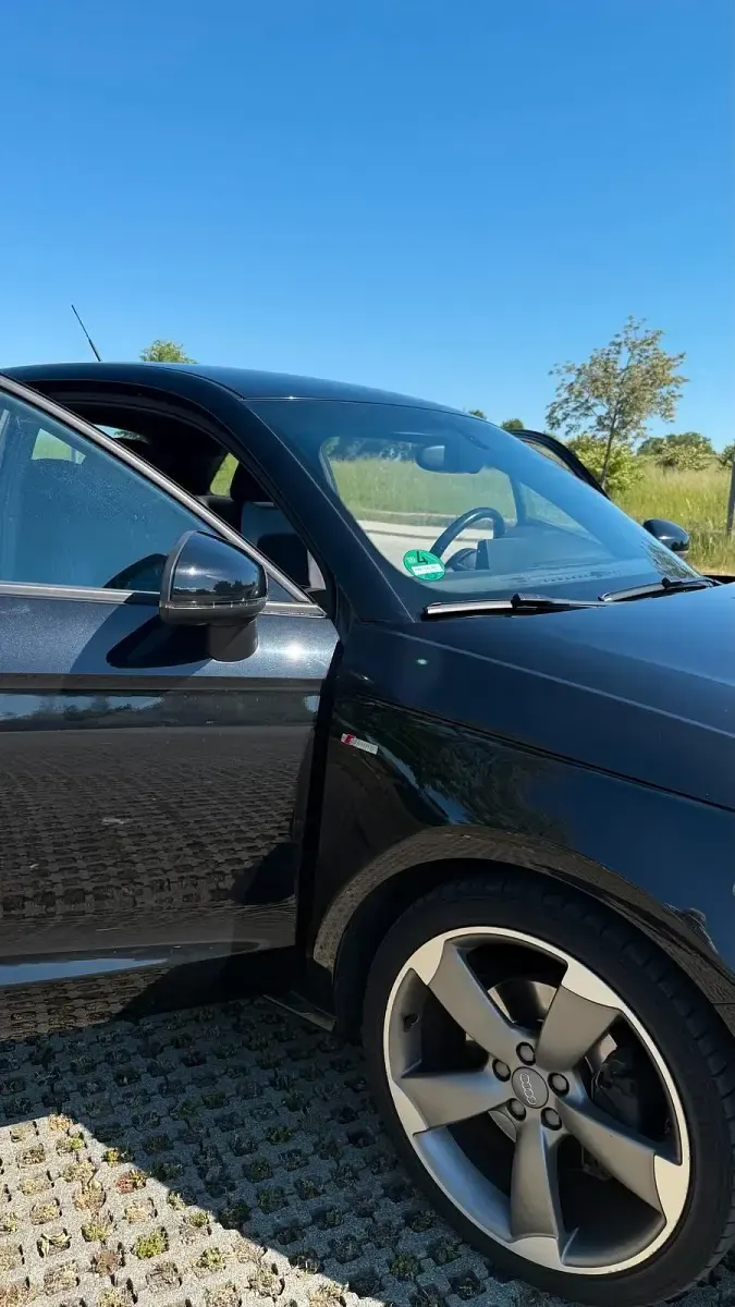 Gebraucht Audi A1 S-Line 122 PS (89 kW) 2012 Schwarz Kleinwagen
