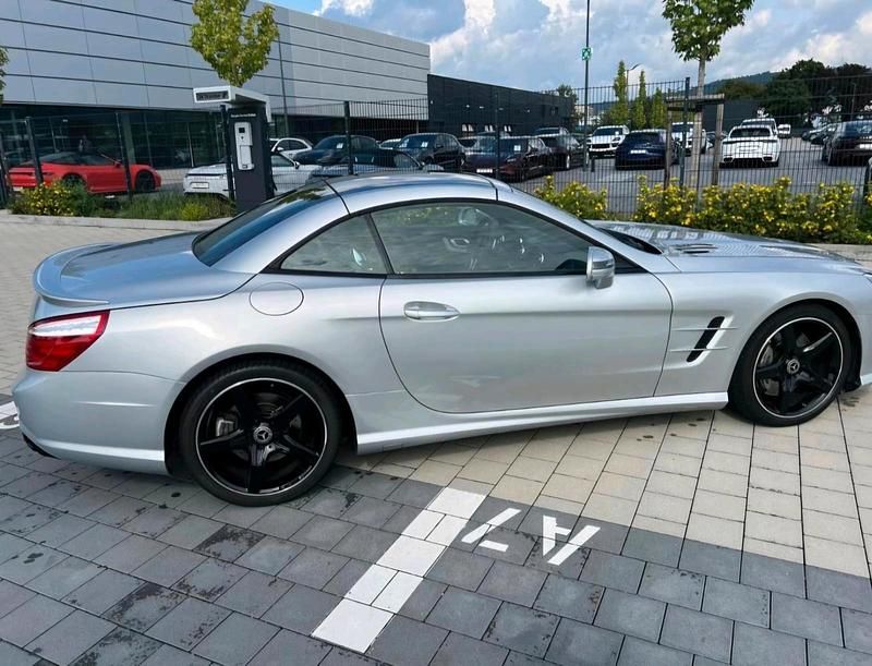Gebraucht Mercedes SL350 306 PS (225 kW) 2012 Silber Cabrio