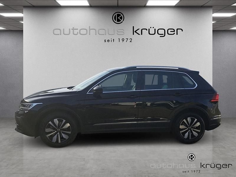 Gebraucht VW Tiguan Move 150 PS (110 kW) 2023 Schwarz SUV