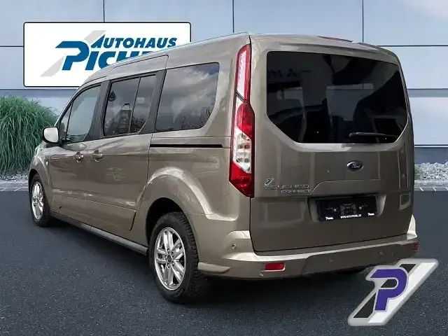 Gebraucht Ford Tourneo Connect Titanium 120 PS (88 kW) 2019 Silber Van / Kleinbus