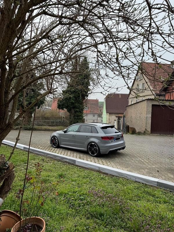 Gebraucht Audi RS3 Design 367 PS (269 kW) 2016 Grau Limousine