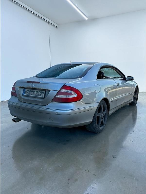 Gebraucht Mercedes CLK320 Avantgarde 218 PS (160 kW) 2003 Grau Coupé