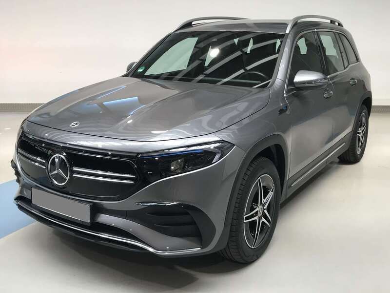 Grau Gebraucht 2022 Mercedes EQB300 AMG SUV | 37.490 € (Fairer Preis) - Bild 1/4