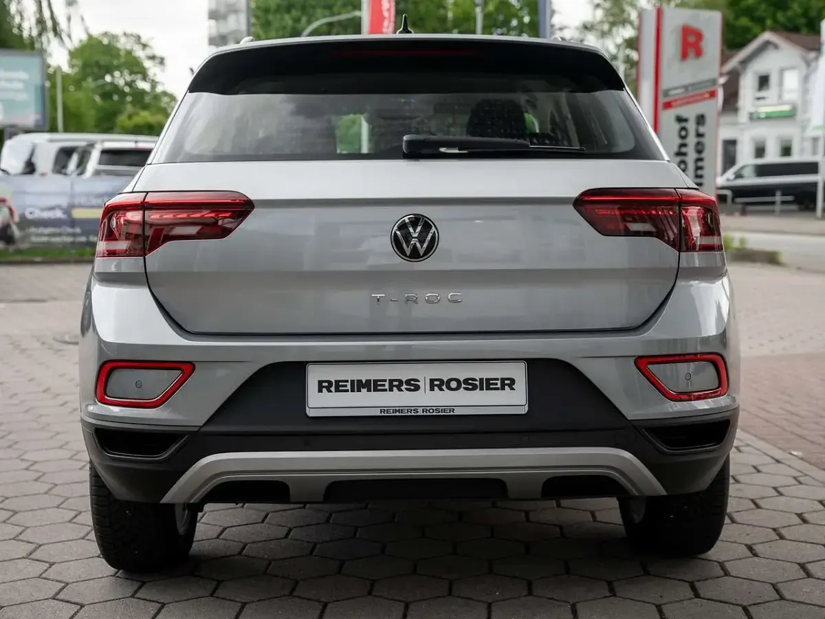 Gebraucht VW T-Roc Life 116 PS (85 kW) 2025 Silber SUV