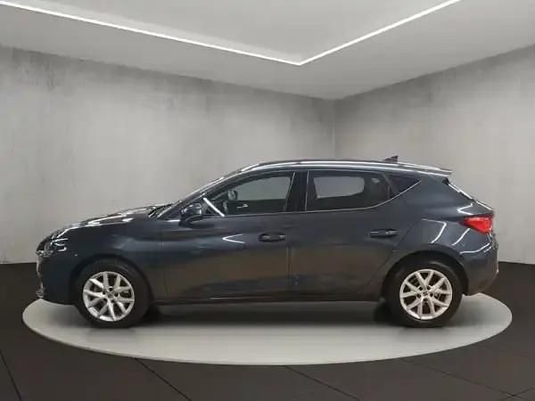Gebraucht Seat Leon Style 110 PS (80 kW) 2022 Magnetic grau metallic Kombi