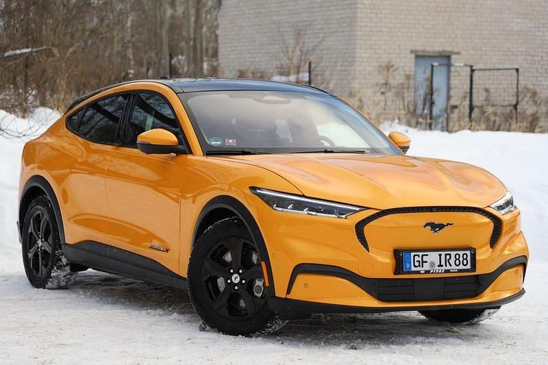 Gebraucht Ford Mustang Extended Range 294 PS (216 kW) 2023 Gelb Limousine