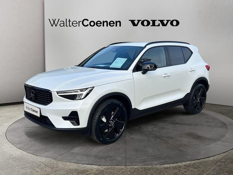 Weiß Neu 2025 Volvo XC40 Plus SUV | 43.980 € (Fairer Preis) - Bild 1/4