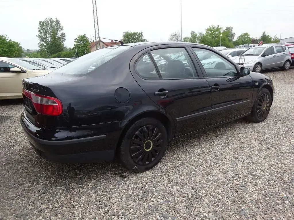 Gebraucht Seat Toledo 170 PS (125 kW) 2001 Schwarz Limousine