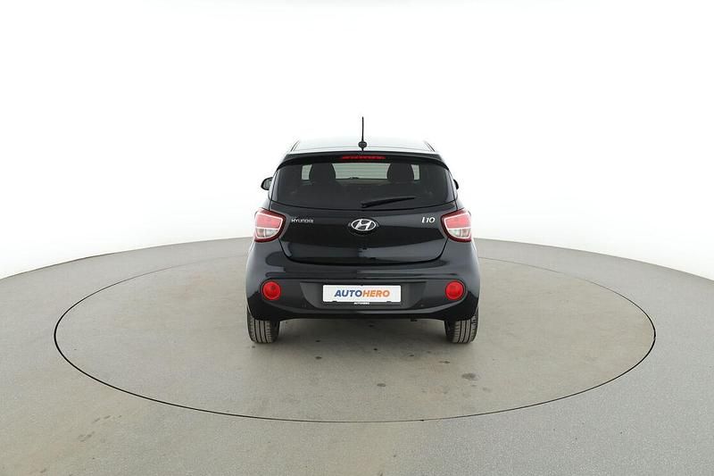 Gebraucht Hyundai i10 Passion Plus 67 PS (49 kW) 2018 Schwarz Kleinwagen