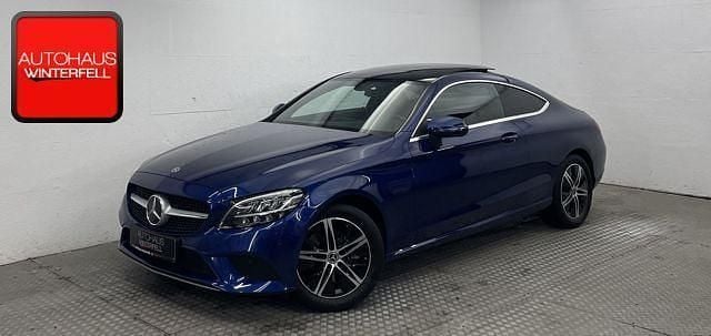 Brillantblau (metallic) Gebraucht 2021 Mercedes C300 AMG Coupé | 36.800 € (Superpreis) - Bild 1/4