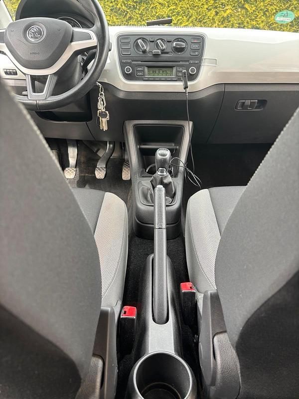 Gebraucht Skoda Citigo 60 PS (44 kW) 2015 Schwarz Kleinwagen