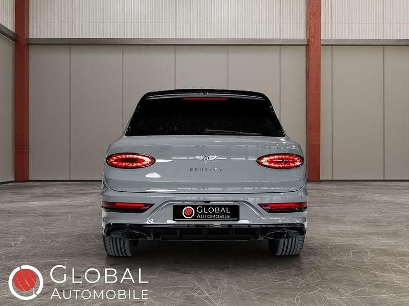 Gebraucht Bentley Bentayga 551 PS (405 kW) 2023 Grau SUV