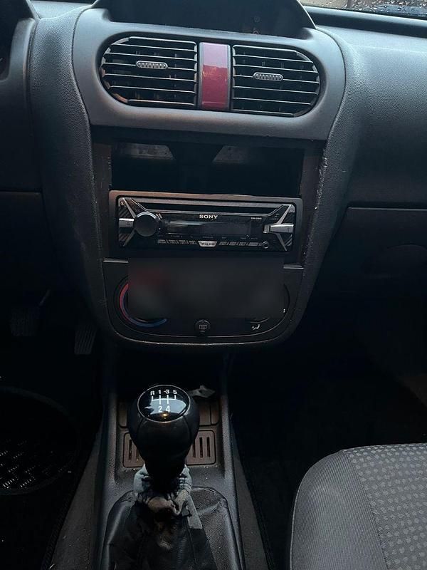 Gebraucht Opel Corsa 69 PS (50 kW) 2004 Blau Limousine