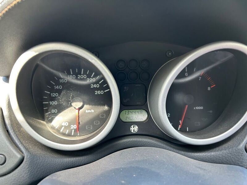 Gebraucht Alfa Romeo Spider 150 PS (110 kW) 1998 Schwarz Cabrio