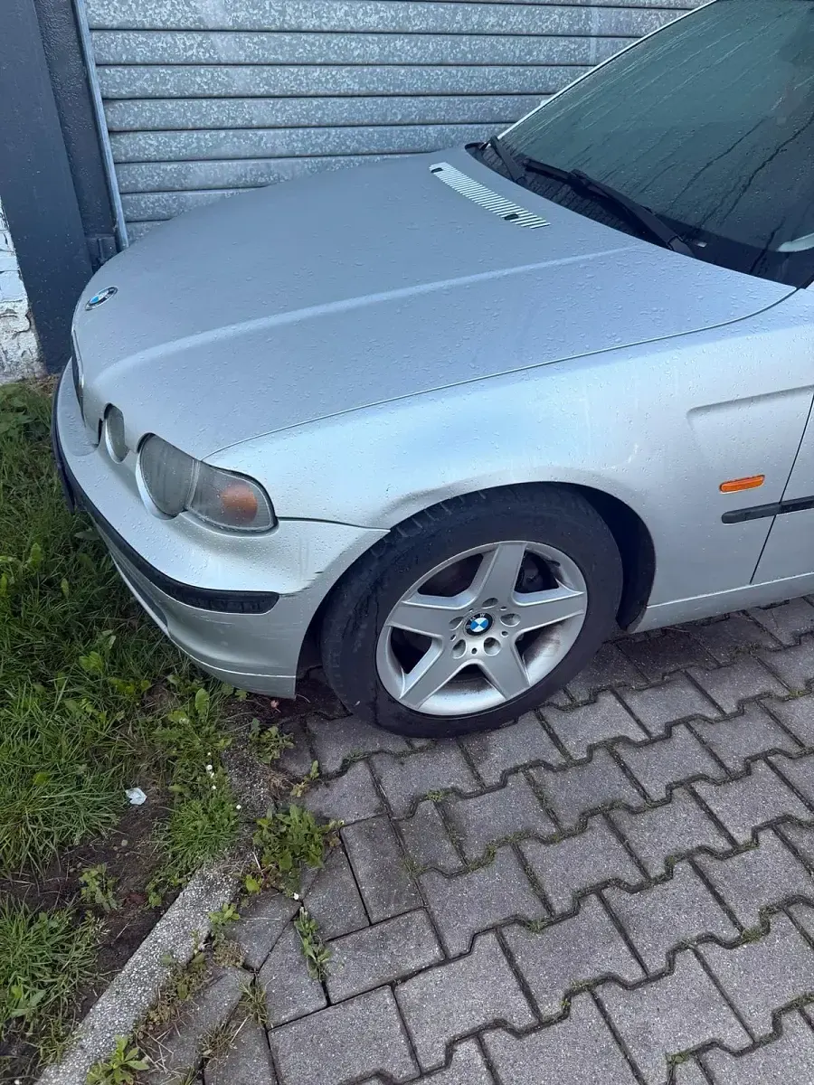 Occasion BMW 318 143 ch (105 kW) 2002 Argent Coupé