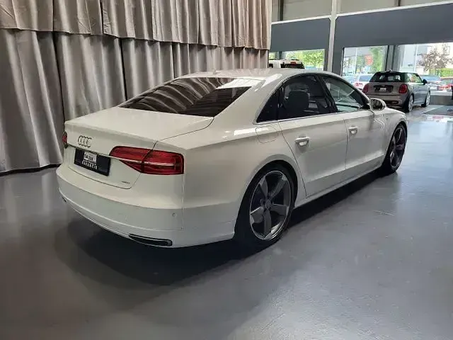 Gebraucht Audi A8 Comfort 385 PS (283 kW) 2016 Ibisweiss Limousine