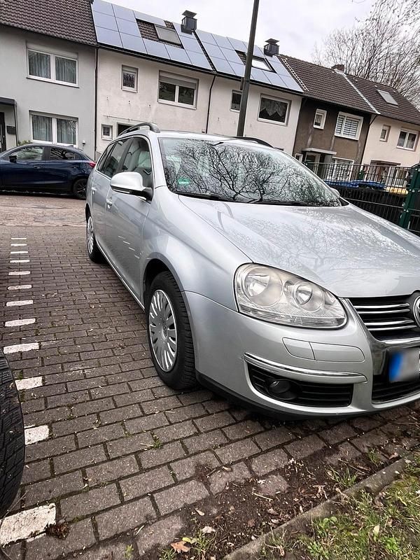 Gebraucht VW Golf V 102 PS (75 kW) 2007 Silber Kombi