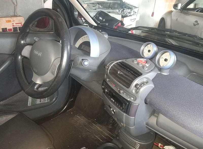 Gebraucht Smart ForTwo Cabrio Pulse 61 PS (44 kW) 2004 Schwarz Cabrio