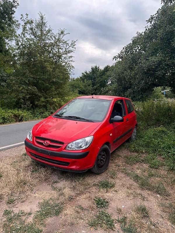 Rot Gebraucht 2008 Hyundai Getz Kleinwagen | 200 € (Superpreis) - Bild 1/1