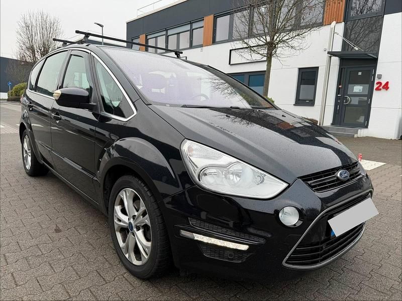 Schwarz Gebraucht 2013 Ford S-MAX S Van / Kleinbus | 4.400 € (Superpreis) - Bild 1/4
