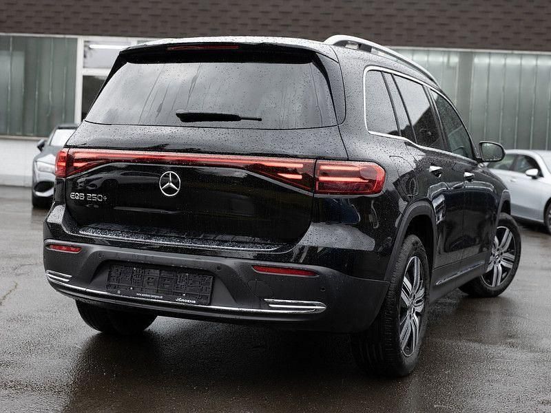 Gebraucht Mercedes EQB250+ Progressive 139 kW (190 PS) 2025 Schwarz SUV