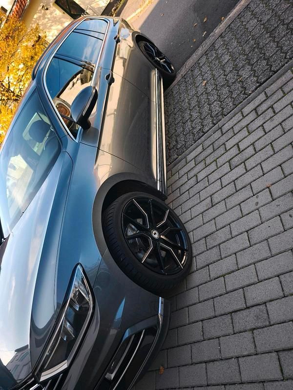 Gebraucht VW Passat 150 PS (110 kW) 2015 Grau Kombi