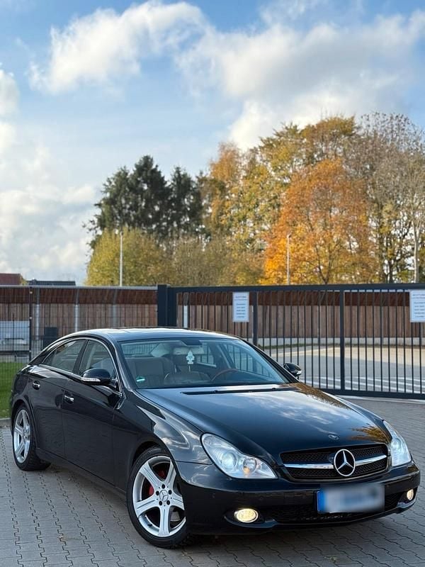 Schwarz Gebraucht 2005 Mercedes CLS350 Limousine | 6.500 € (Superpreis) - Bild 1/4