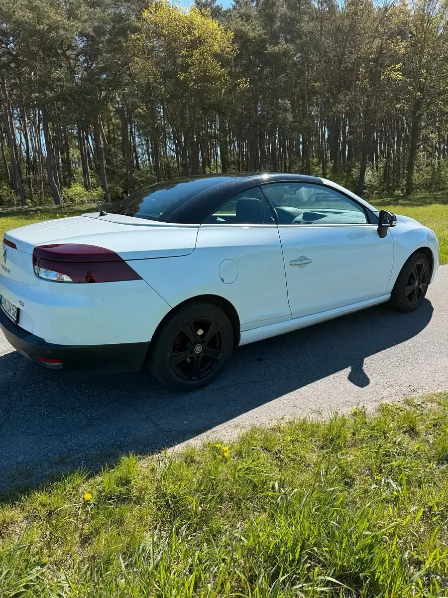 Gebraucht Renault Mégane Cabriolet 130 PS (95 kW) 2010 Weiß Cabrio