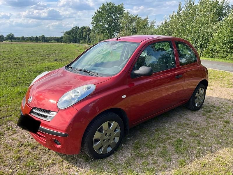 Rot Gebraucht 2005 Nissan Micra Kleinwagen | 1.950 € (Etwas zu teuer) - Bild 1/4