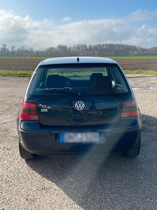 Gebraucht VW Golf IV 68 PS (50 kW) 2002 Blau Kleinwagen