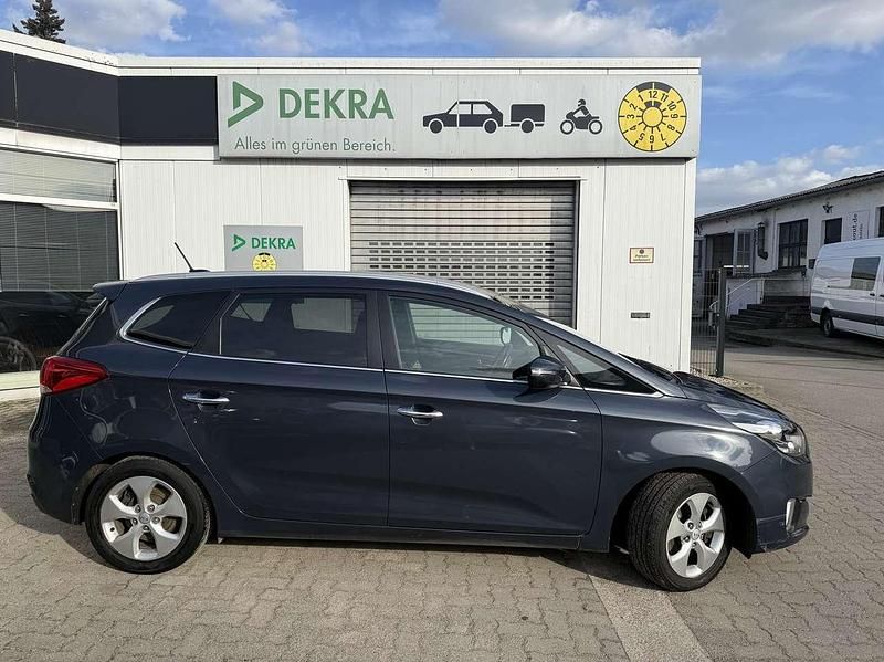 Gebraucht Kia Carens Edition 7 116 PS (85 kW) 2015 (ku9) newport blue Van / Kleinbus