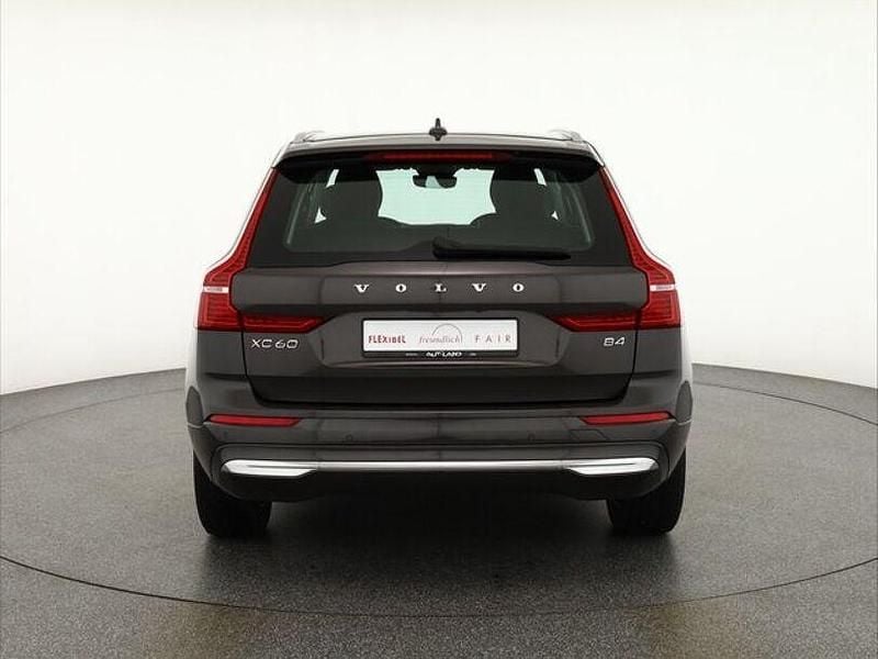 Gebraucht Volvo XC60 197 PS (144 kW) 2022 Grau SUV