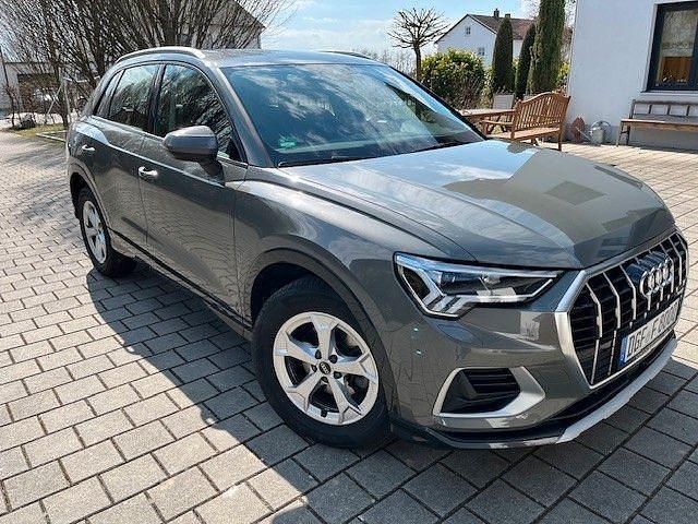 Gebraucht Audi Q3 Advanced 150 PS (110 kW) 2022 Grau SUV