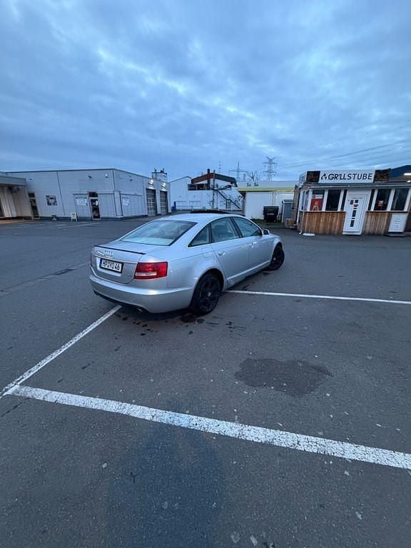 Second-hand Audi A6 177 CP (130 kW) 2004 Argintiu Berlinǎ
