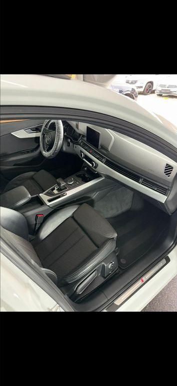Gebraucht Audi A4 Ambiente 150 PS (110 kW) 2018 Weiß Kombi
