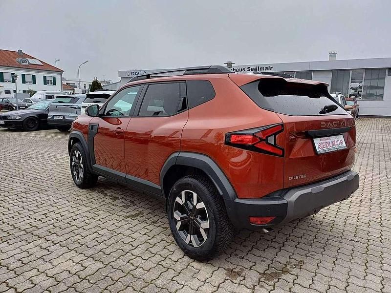 Neu Dacia Duster Extreme 131 PS (96 kW) 2025 Terracottabraun SUV