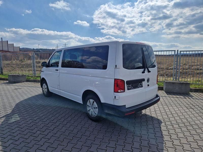 Gebraucht VW Transporter 110 PS (80 kW) 2023 Candyweiã Van