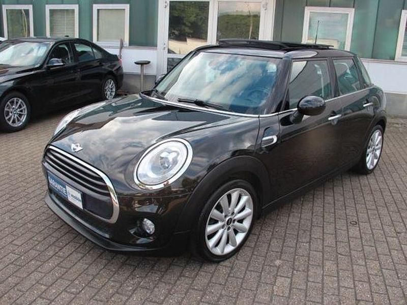 Second-hand Mini Cooper 136 CP (100 kW) 2016 Negru Hatchback