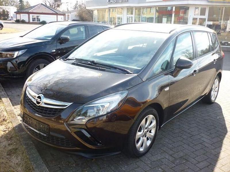 Gebraucht Opel Zafira Tourer Active 140 PS (102 kW) 2013 Braun Van / Kleinbus